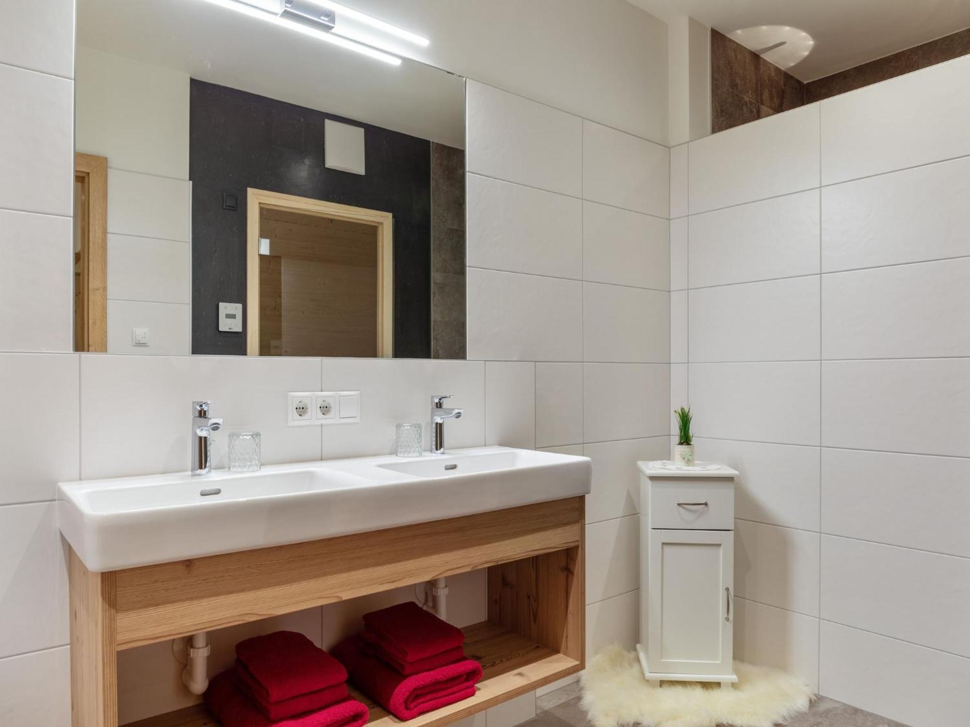 Luxurious Apartment With Sauna In Koenigsleiten Wald im Pinzgau Exterior photo